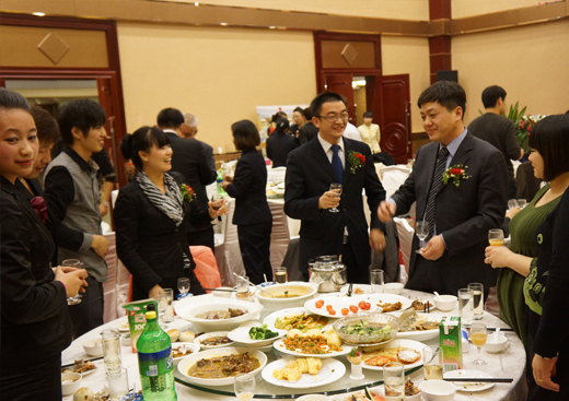 碧罗珠宝2013—2014工作年会暨答谢会